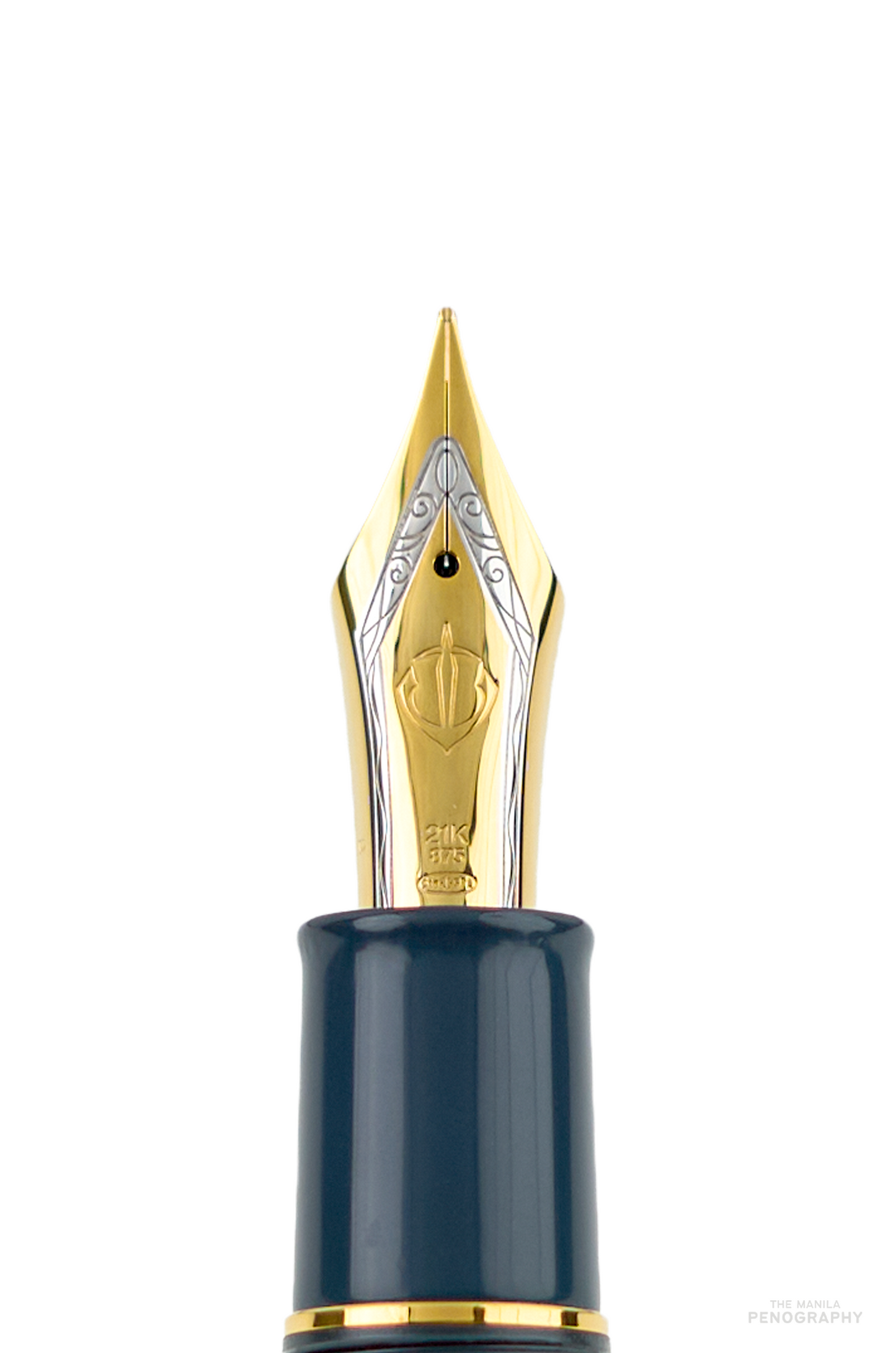 Sailor King of Pen Kaga Urushi Slate Blue