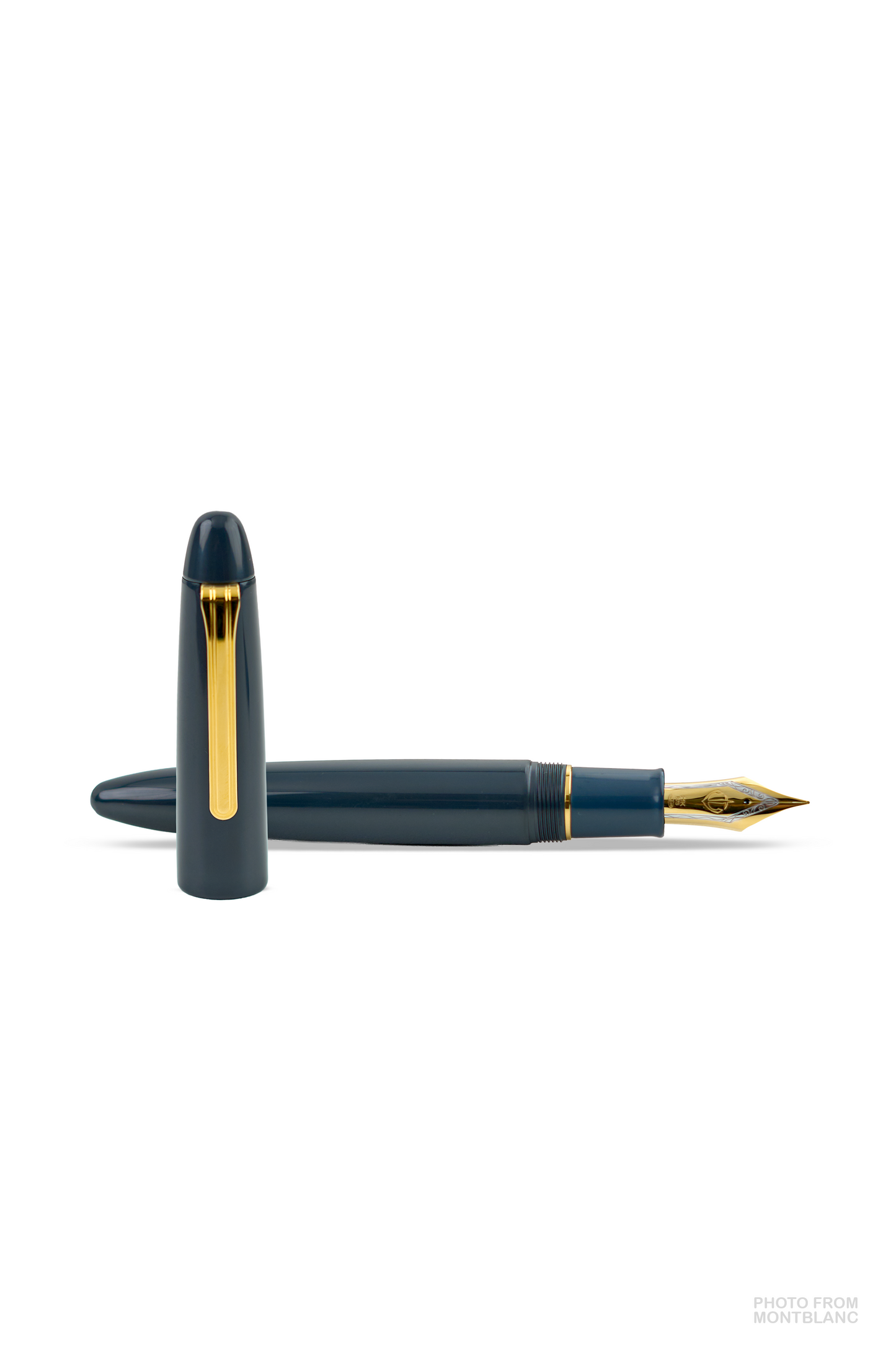 Sailor King of Pen Kaga Urushi Slate Blue